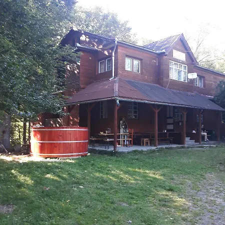 Szurdok Panzio 2*